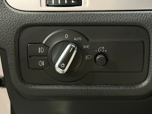 Volkswagen Touareg R-line, 2014 года, пробег 160000 км