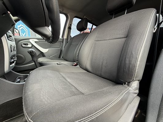 Renault Sandero, 2012 года, пробег 175500 км