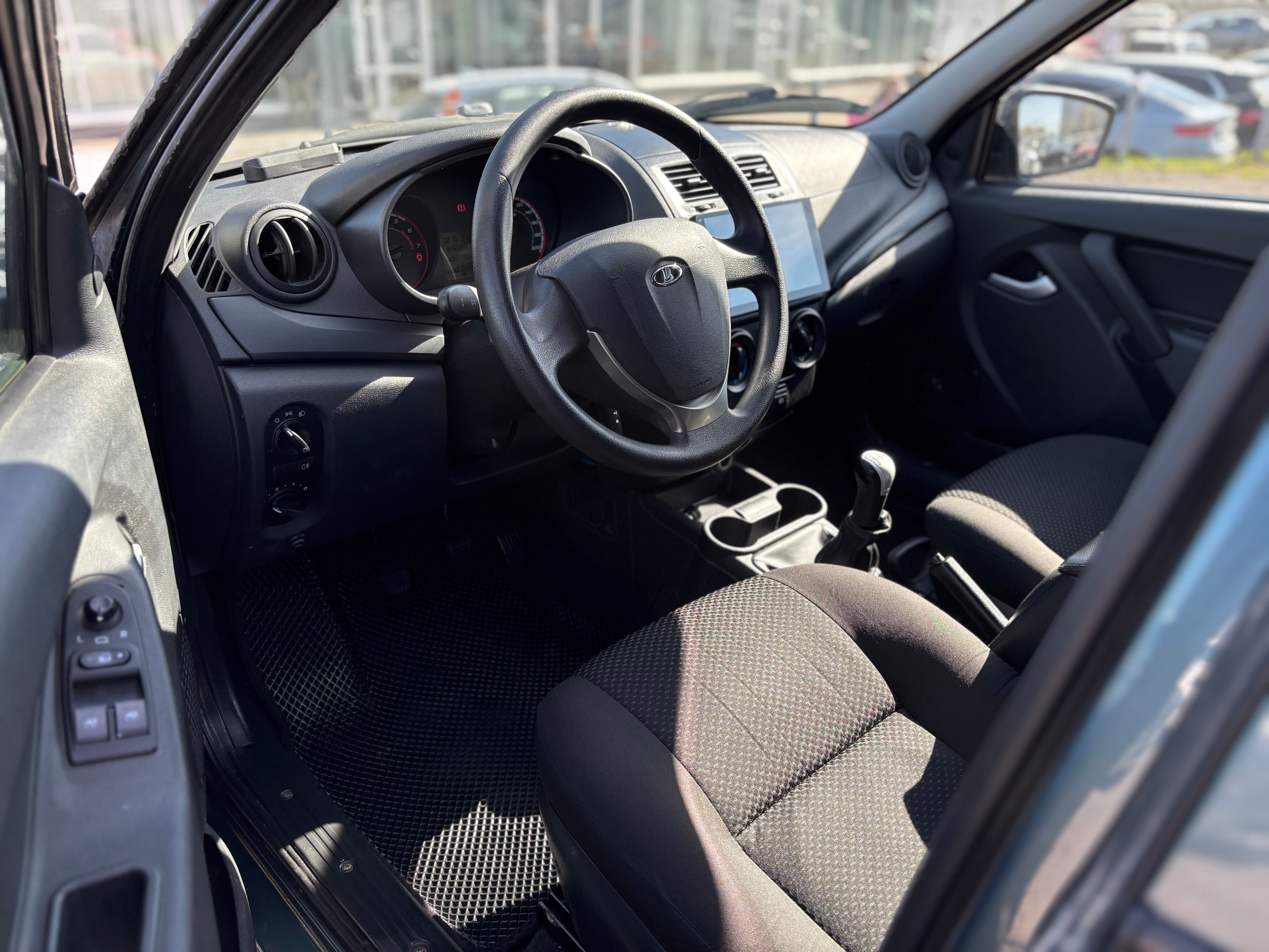 Lada (ВАЗ) Kalina Standard Glonass 21941-50-213, 2014 года, пробег 81567 км