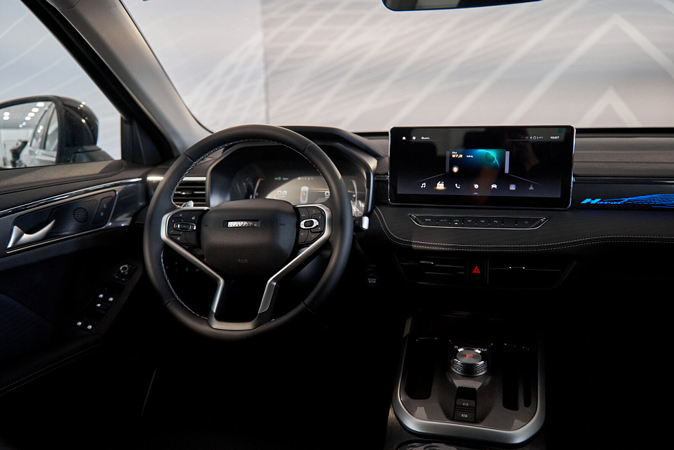 Haval Jolion Комфорт, черный