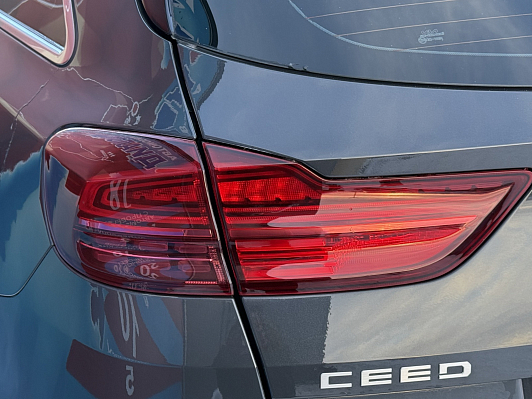 Kia Ceed Premium, 2022 года, пробег 57000 км