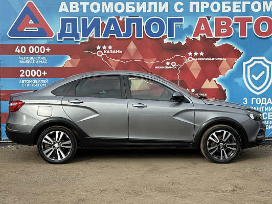 Lada (ВАЗ) Vesta Luxe Multimedia, 2018 года, пробег 97400 км