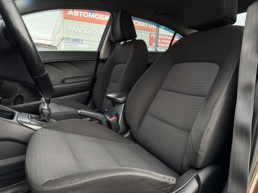 Kia Cerato Luxe, 2015 года, пробег 214457 км