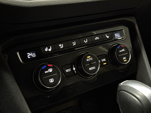 Volkswagen Tiguan Winter Edition, 2019 года, пробег 123369 км