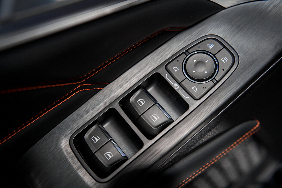 Haval F7 Премиум, черный