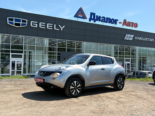 Nissan Juke XE, 2013 года, пробег 180000 км