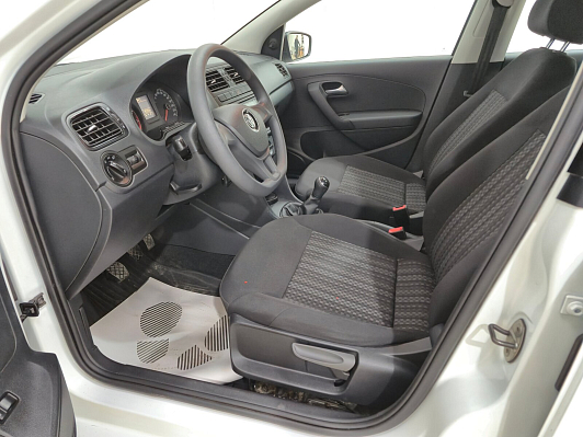 Volkswagen Polo Life, 2019 года, пробег 40138 км