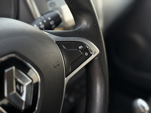 Renault Sandero Stepway Life, 2019 года, пробег 128784 км