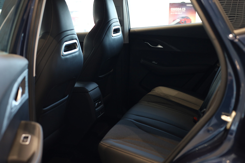 Omoda C5 Драйв (2025), синий