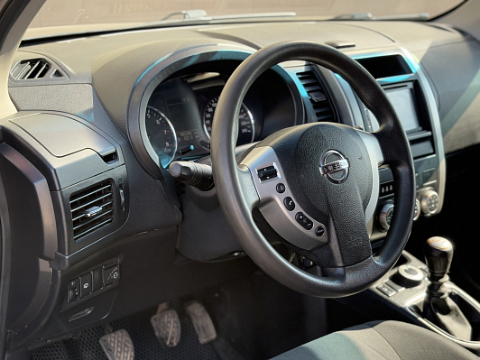 Nissan X-Trail XE, 2012 года, пробег 185118 км