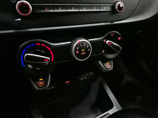Kia Rio Comfort, 2021 года, пробег 61653 км
