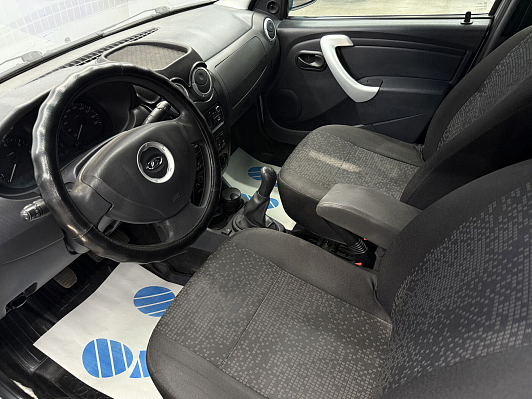 Lada (ВАЗ) Largus Luxe (7 мест), 2020 года, пробег 194906 км