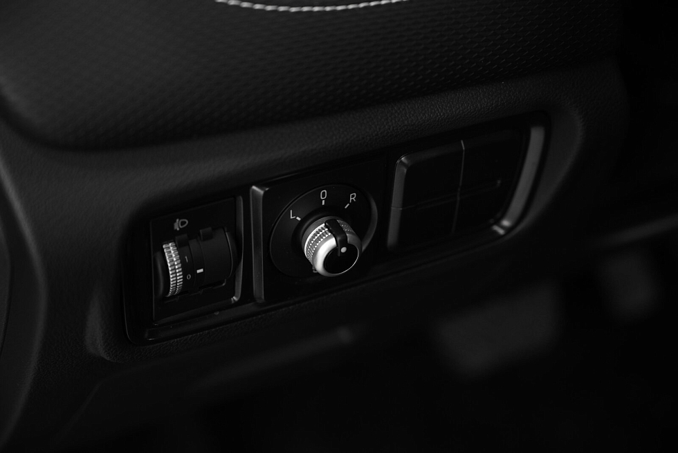 JAC J7 Tech, белый