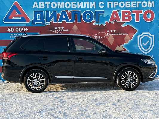 Mitsubishi Outlander Instyle, 2015 года, пробег 195496 км