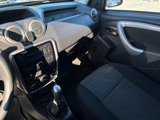 Renault Duster Expression, 2013 года, пробег 153500 км