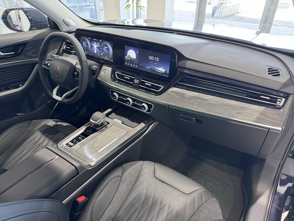 Hongqi HS5 Делюкс (Deluxe), коричневый