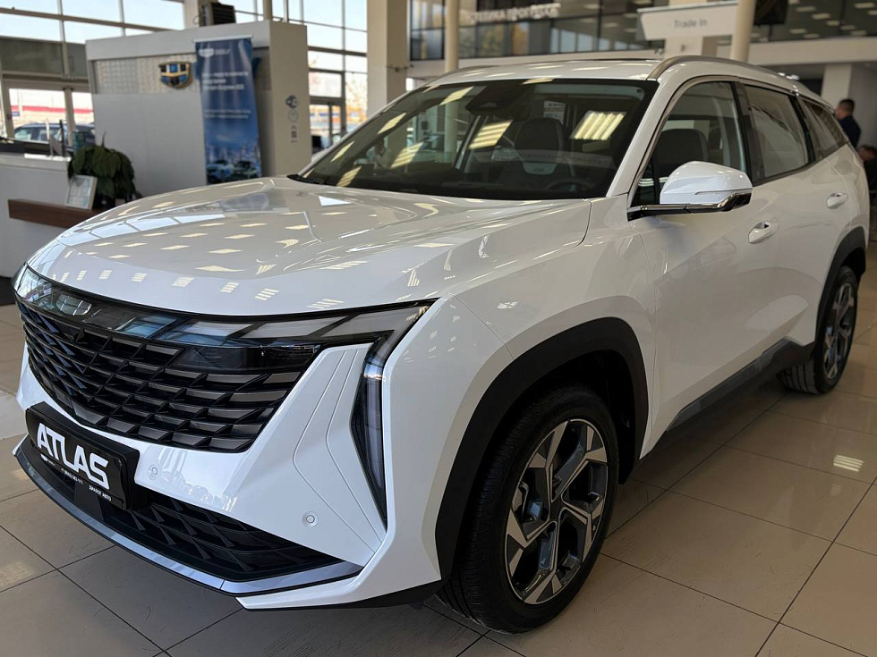 Geely Atlas Flagship, белый