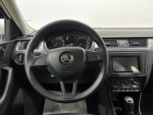 Skoda Rapid Style, 2018 года, пробег 157449 км