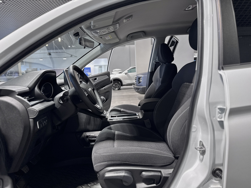 Haval M6 Оптимум, белый