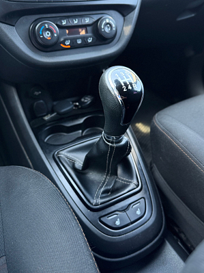 Lada (ВАЗ) Vesta Comfort Multimedia (2018-2019), 2017 года, пробег 144800 км