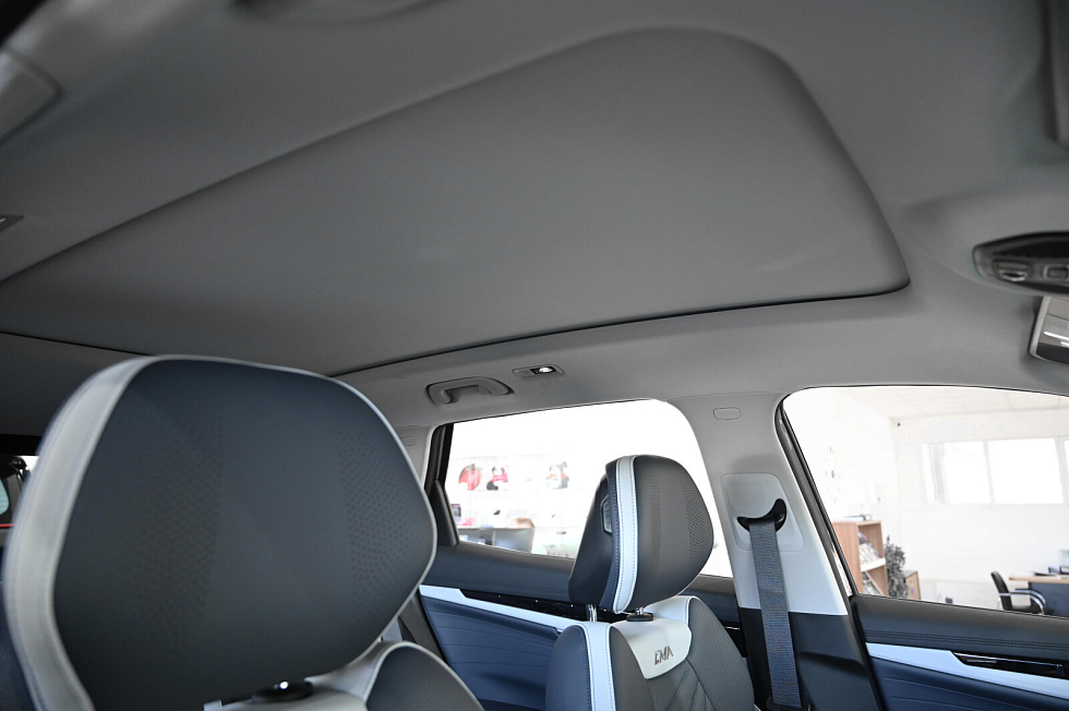 Geely Atlas Спорт, черный