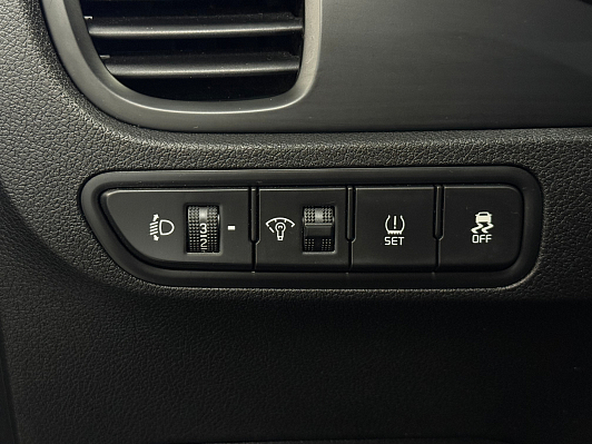 Kia Rio Лига Европы, 2020 года, пробег 105728 км