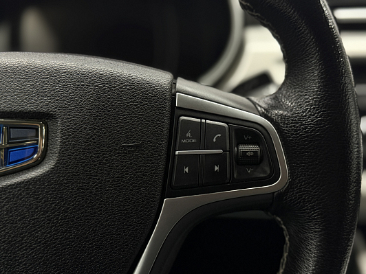 Geely Atlas Luxury, 2021 года, пробег 77825 км