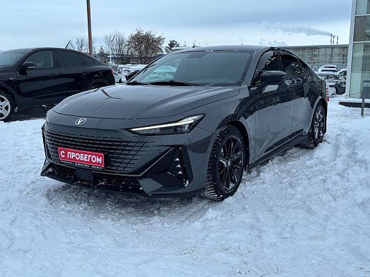 Changan UNI-V Комфорт, 2023 года, пробег 20000 км