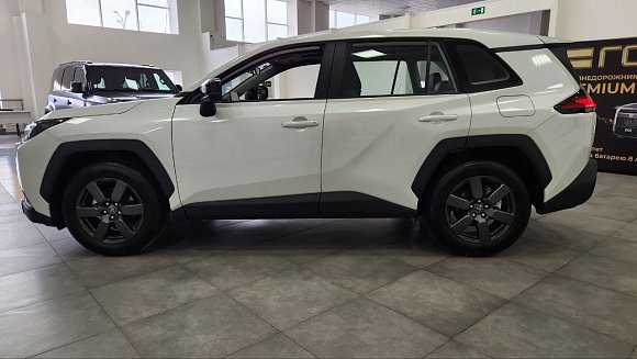 Toyota RAV4 Luxury, 2026 года, пробег 904 км