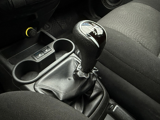 Lada (ВАЗ) Kalina Luxe Navi Glonass 21947-52-21V, 2015 года, пробег 135000 км