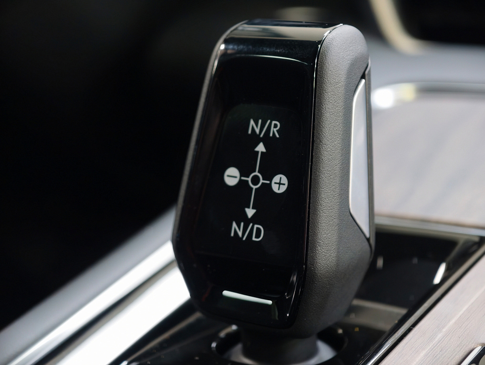 Geely Monjaro Флагман, зеленый