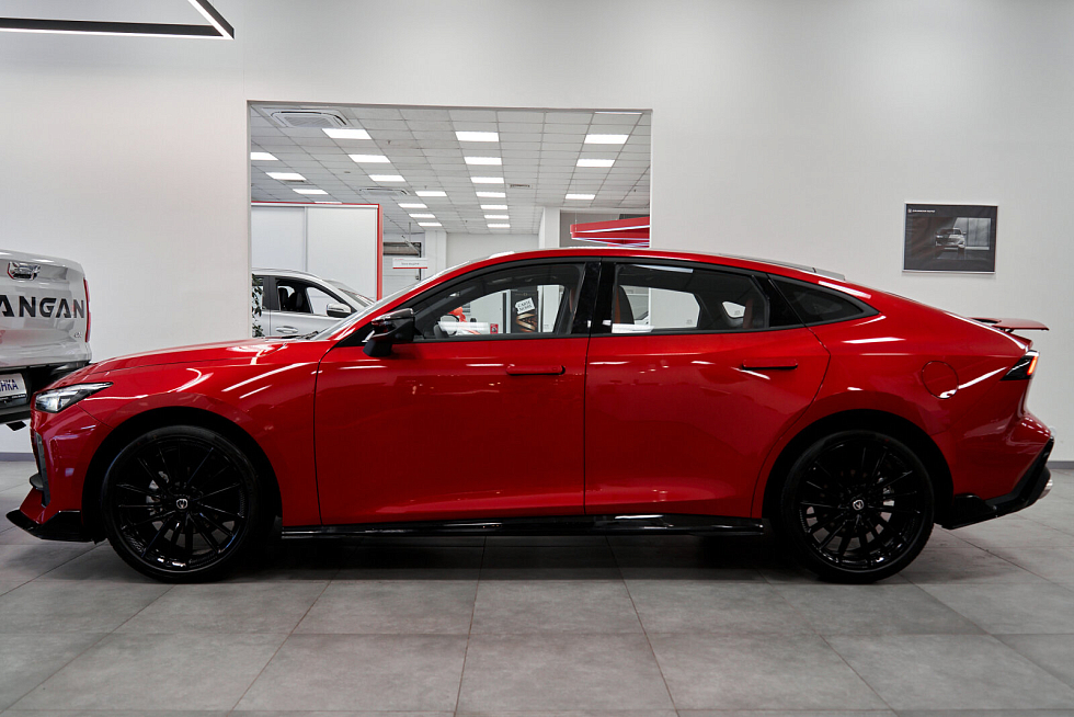 Changan UNI-V Техно, красный