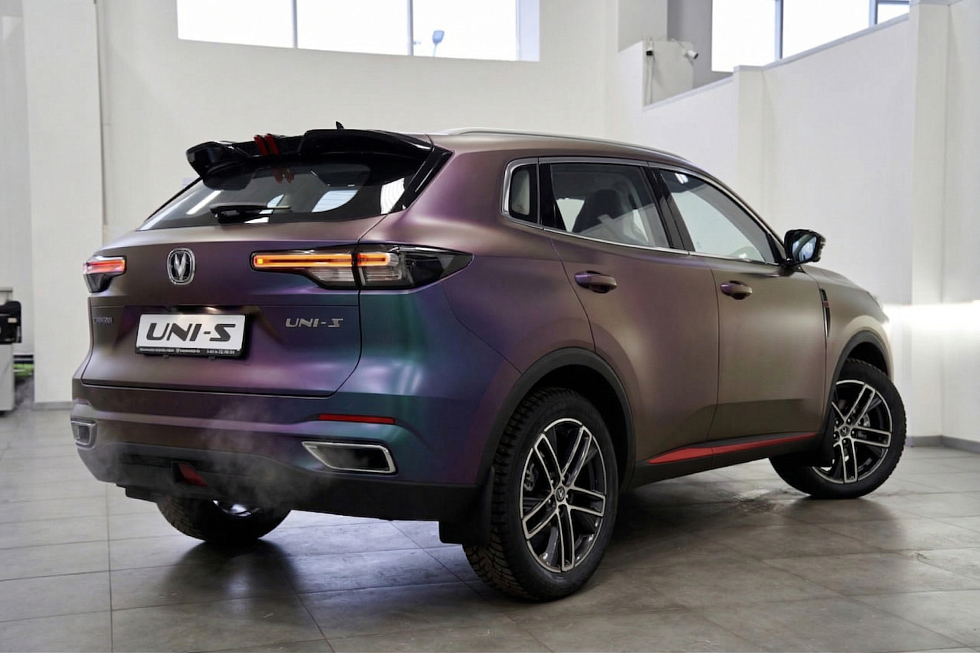 Changan UNI-S Техно, серый