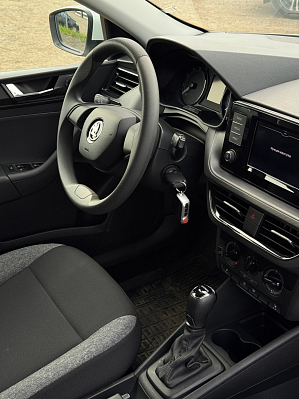 Skoda Rapid Ambition, 2021 года, пробег 48840 км