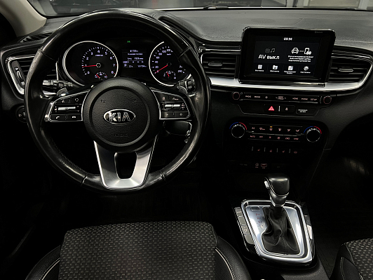 Kia Ceed Luxe, 2018 года, пробег 181751 км