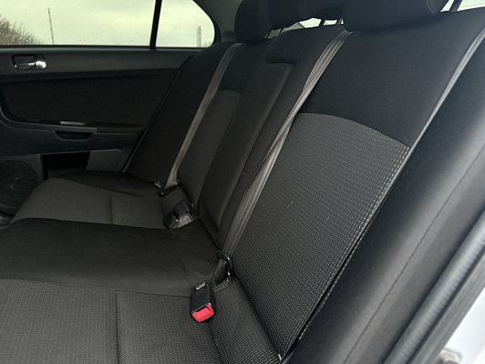Mitsubishi Lancer, 2011 года, пробег 117631 км