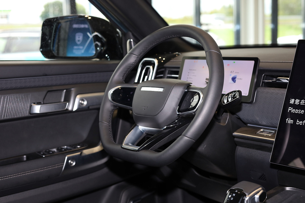 Jaecoo J7 Supreme-V, зеленый