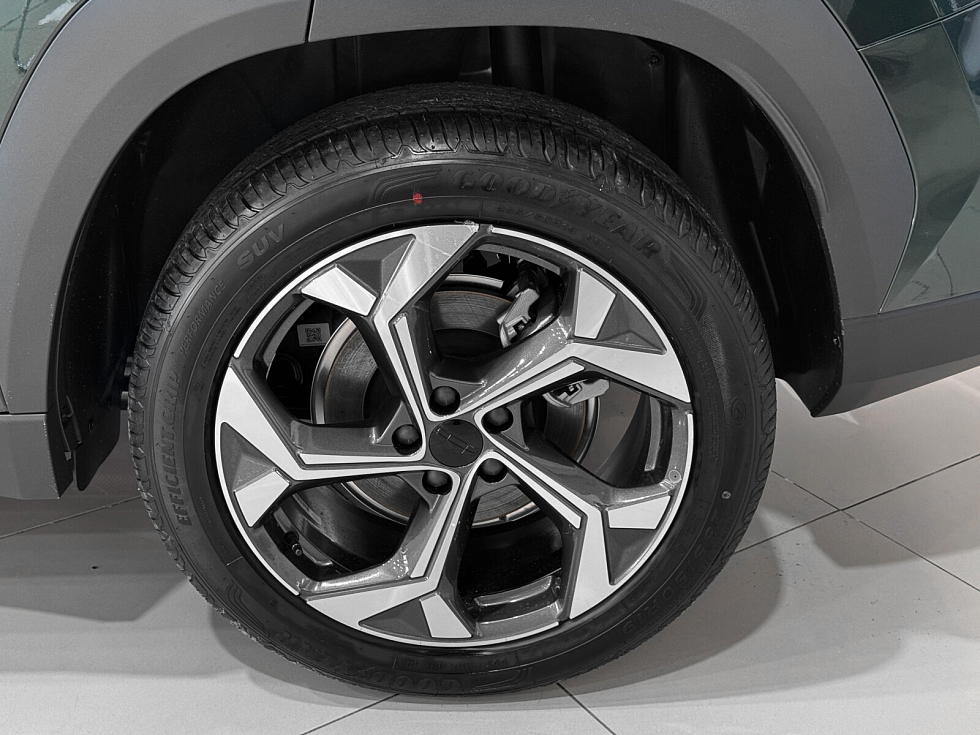 Geely Atlas Спорт, зеленый