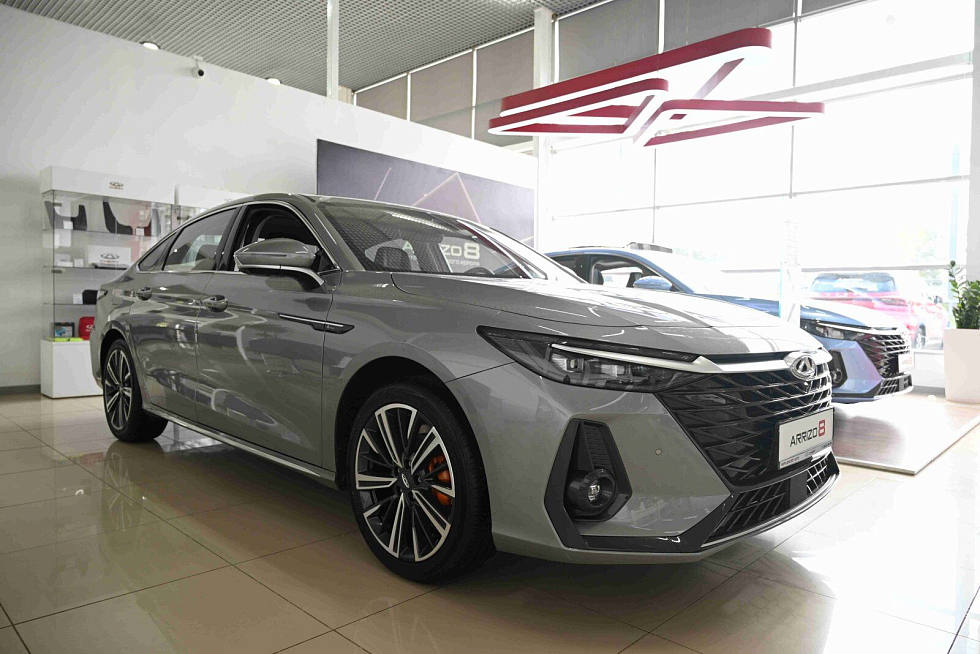 Chery Arrizo 8 Ultra Black, серебряный