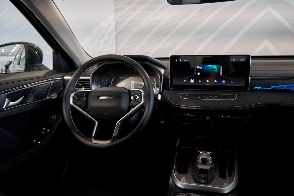 Haval Jolion Оптимум, черный