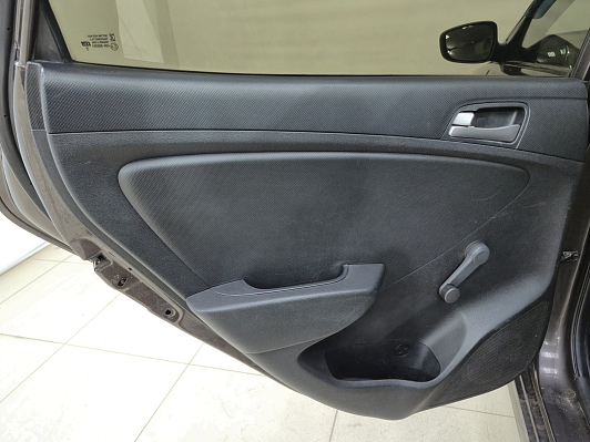 Hyundai Solaris Active, 2016 года, пробег 168079 км