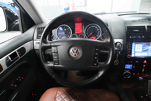 Volkswagen Touareg, 2008 года, пробег 228595 км
