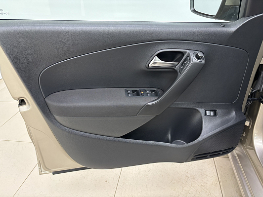 Volkswagen Polo CONNECT, 2016 года, пробег 68577 км