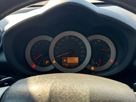 Toyota RAV4, 2010 года, пробег 248646 км