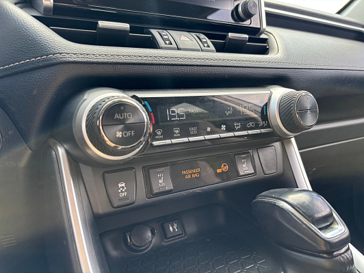 Toyota RAV4 Престиж, 2020 года, пробег 164974 км