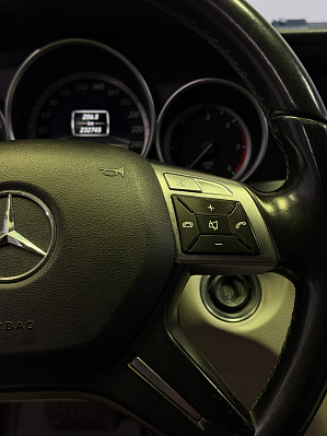 Mercedes-Benz C-Класс, 2012 года, пробег 232743 км