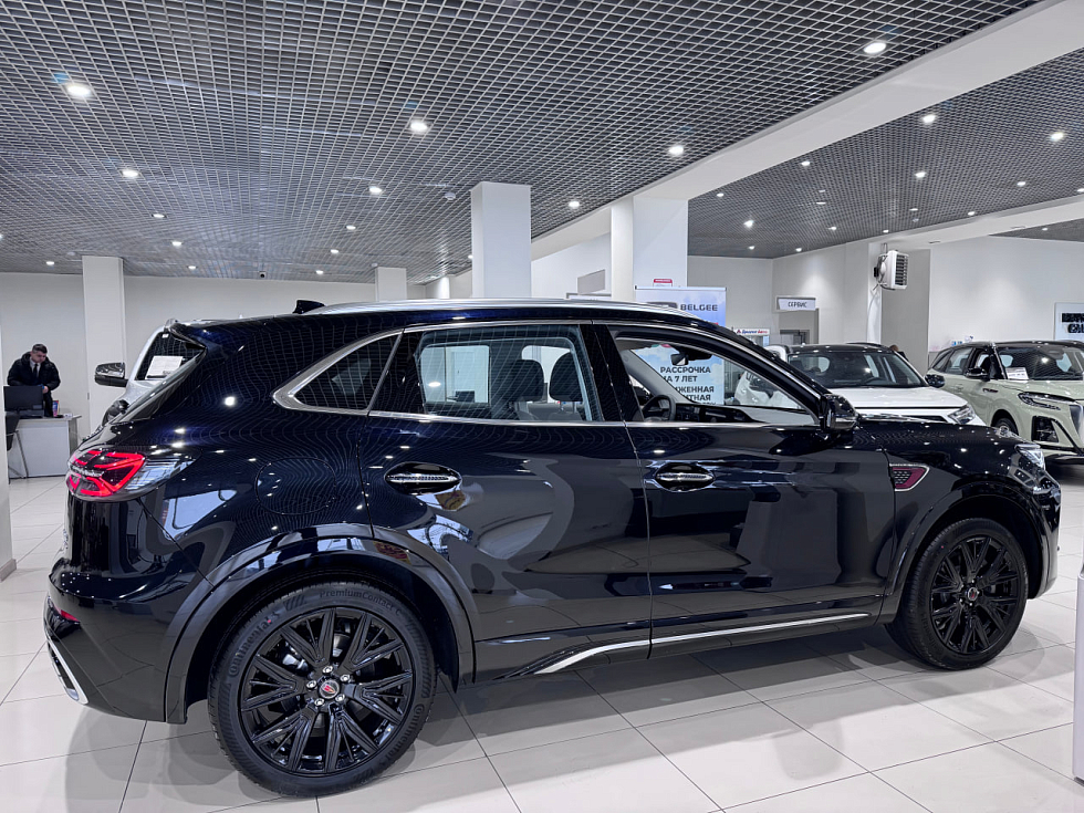 Hongqi HS5 Комфорт, черный