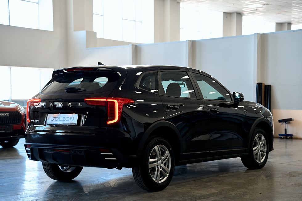 Haval Jolion Комфорт, черный