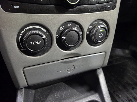 Lada (ВАЗ) Priora Люкс, 2012 года, пробег 177287 км