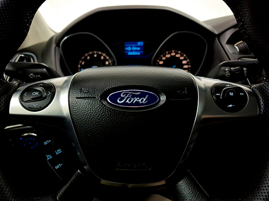 Ford Focus Titanium, 2012 года, пробег 264128 км